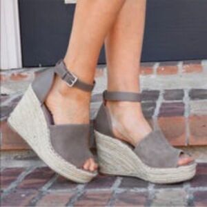 Steve MADDEN Suede Jaylen Wedge Espadrilles Summer Sandals Tan 10
